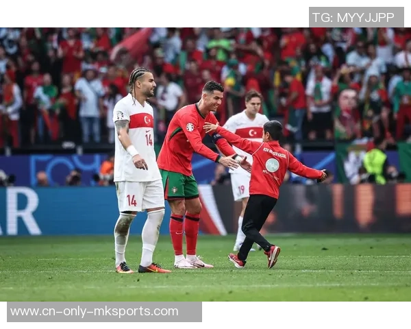 西班牙与葡萄牙世界杯精彩对决下半场回放分析与精彩瞬间回顾